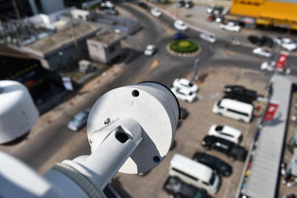 radar voiture banalisée : flash avant ou arrière