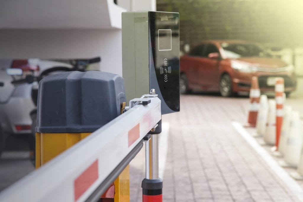 voiture radar stationnement