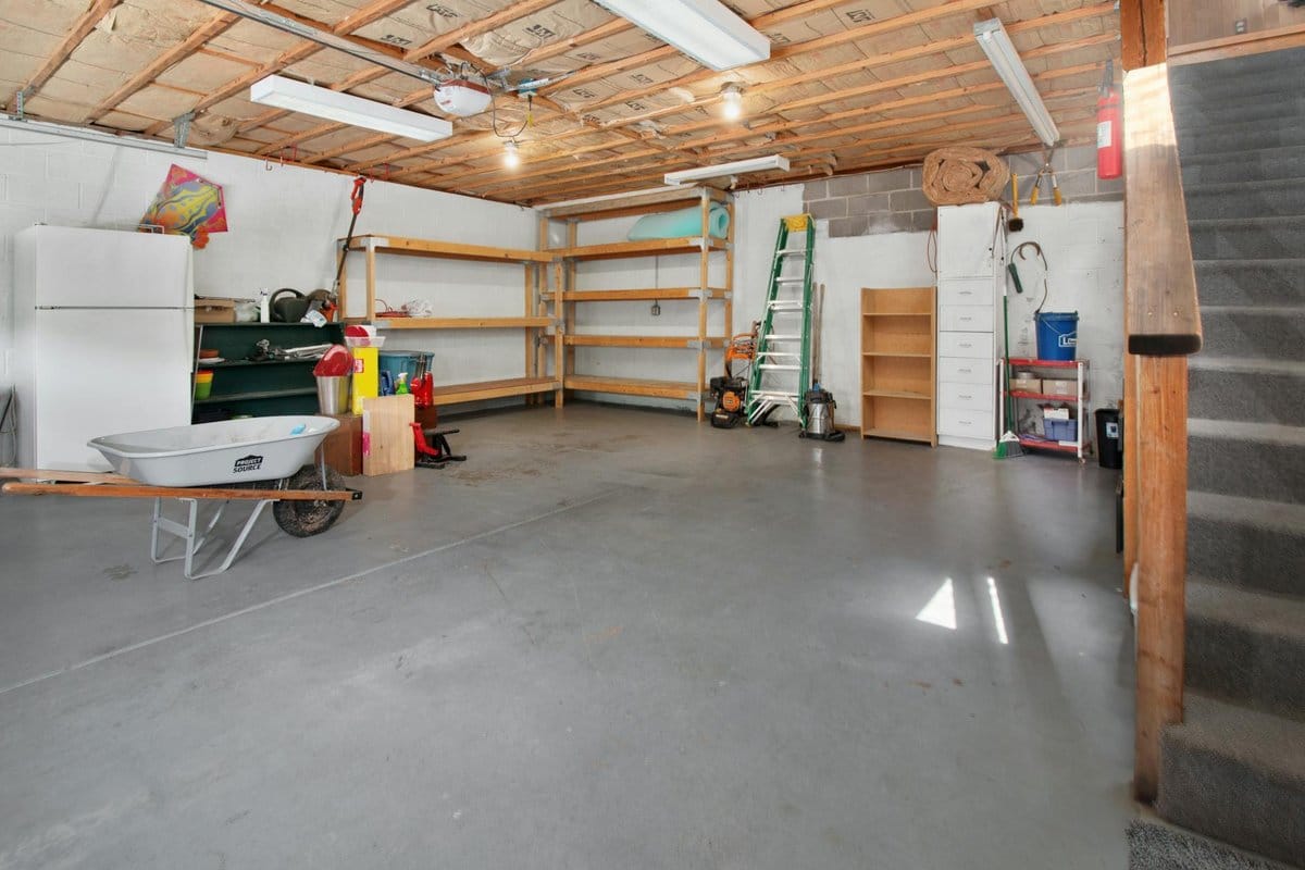 garage 28