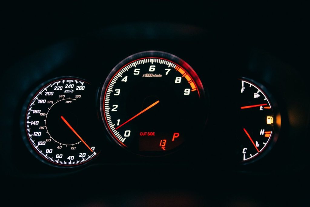 100 mph en kmh