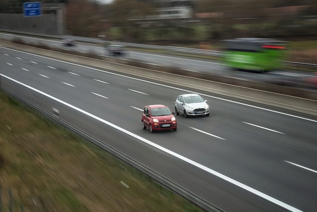 110 kmh to mph