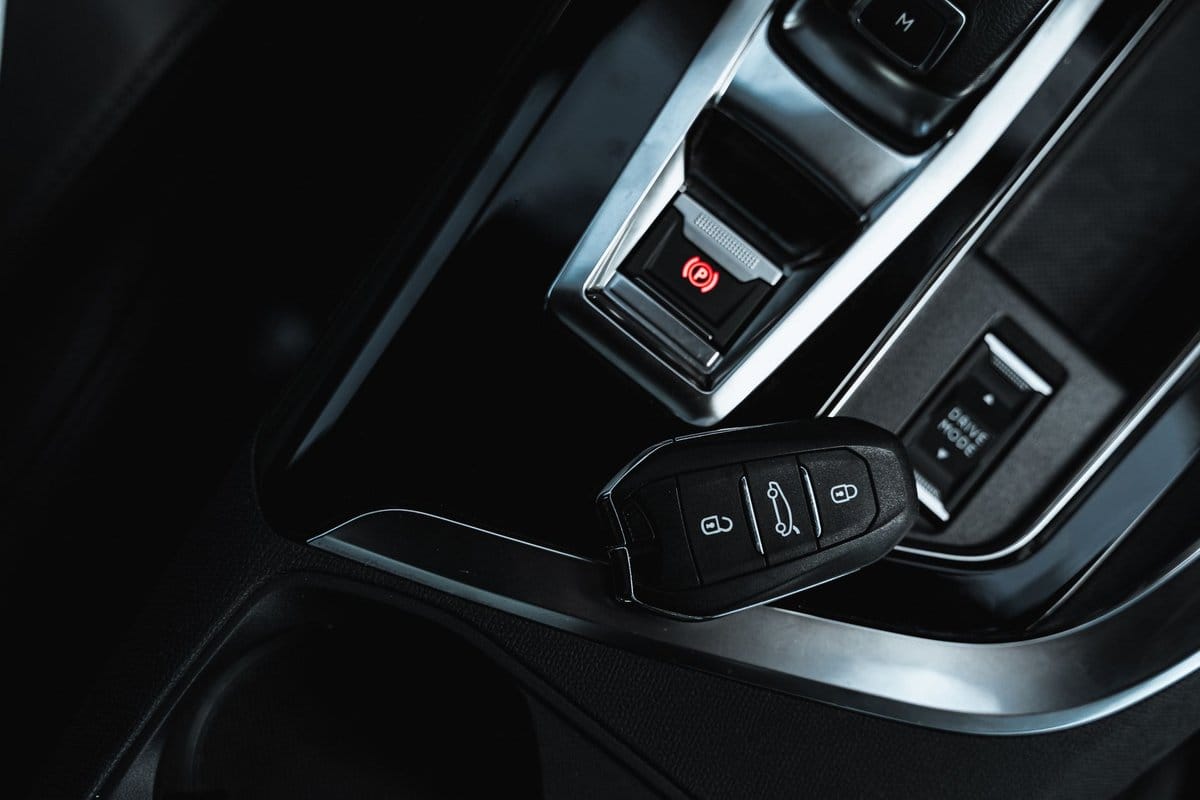 bouton frein a main c4 picasso