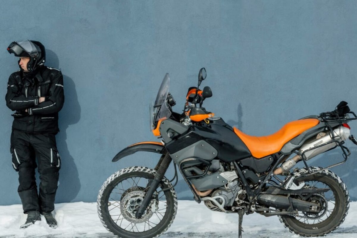 À quel âge peut-on conduire une moto cross 125cc