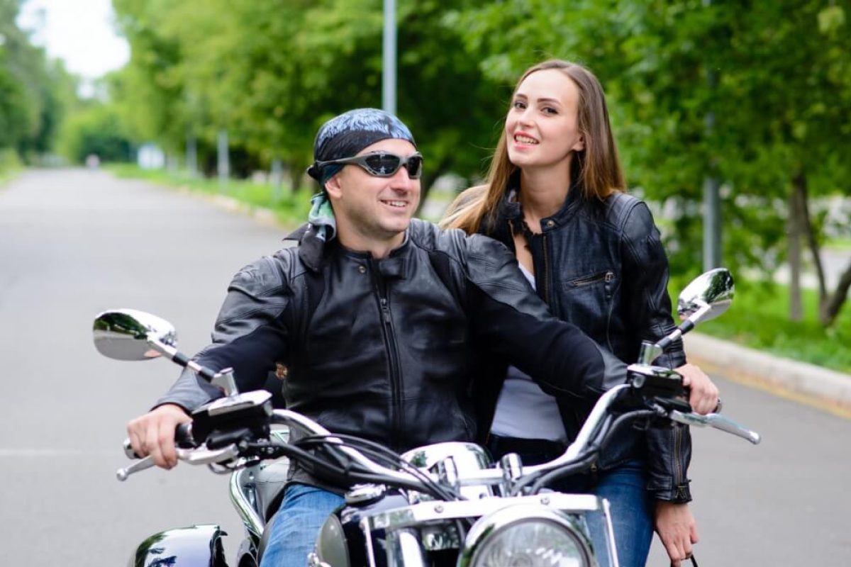 Âge légal passager moto