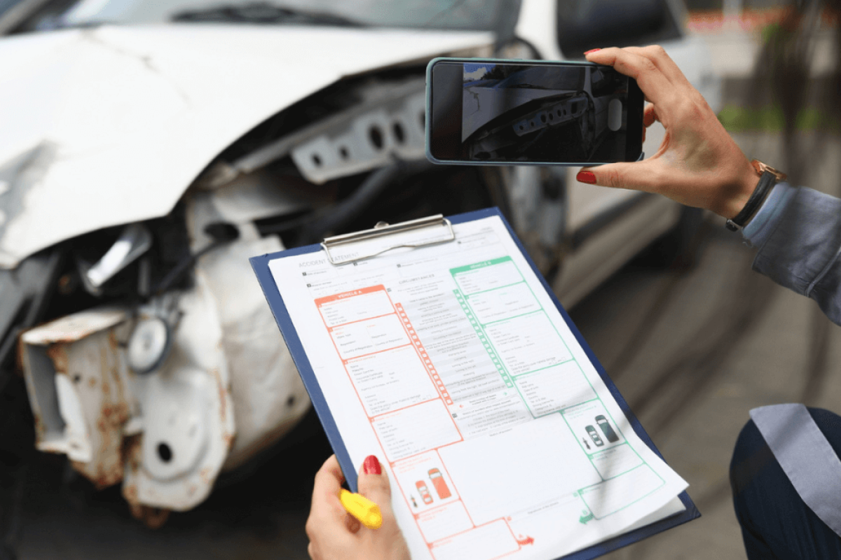 Remplir un constat voiture contre mur