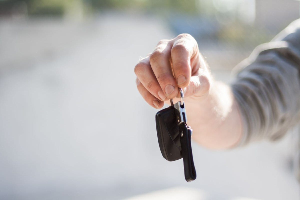 a qui appartient cette voiture
